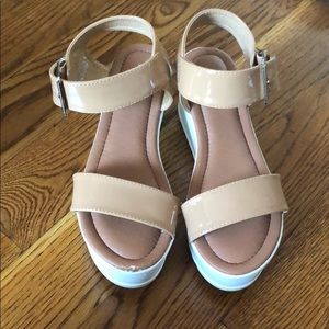Flatform sandals